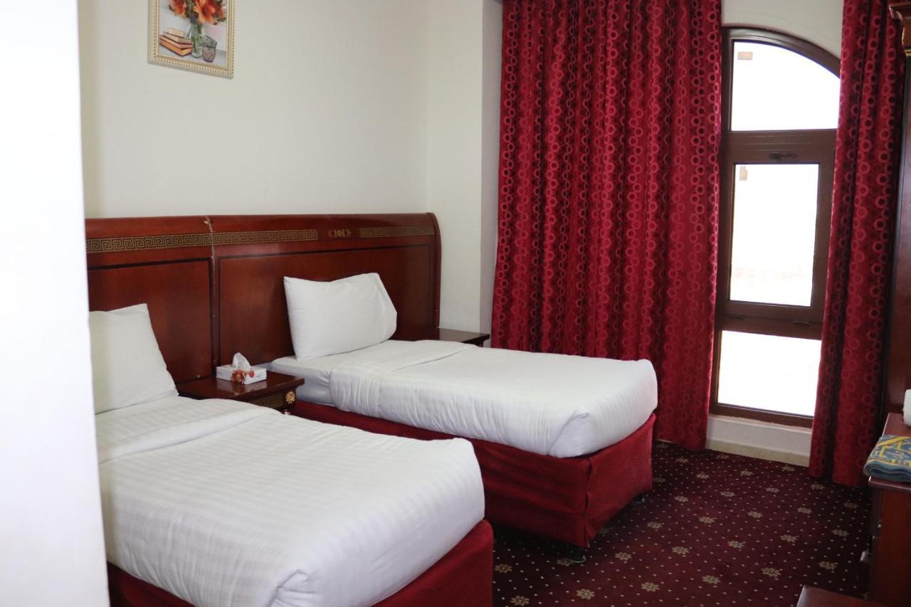 Karam Taibah Almasi Otel Medine Dış mekan fotoğraf